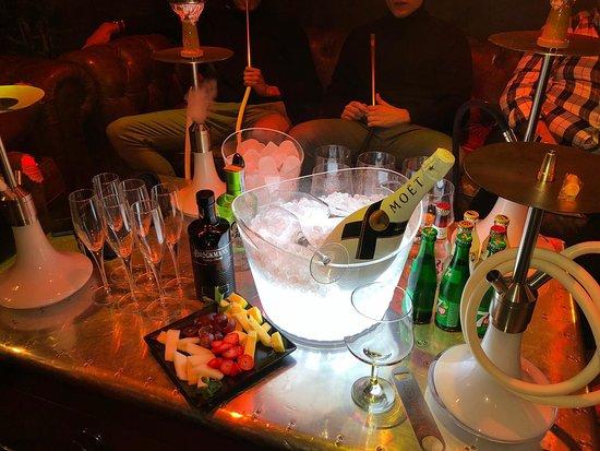Ten Cocktail Bar